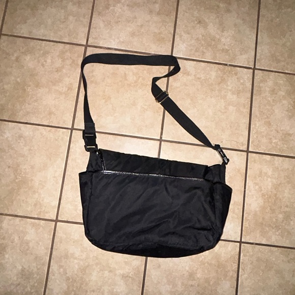 Authentic Tory Burch Messenger bag - Picture 8 of 8